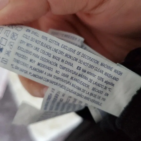 BLACK DENIM HIGH RISE CUTOFF SHORTS - Picture 2 of 7